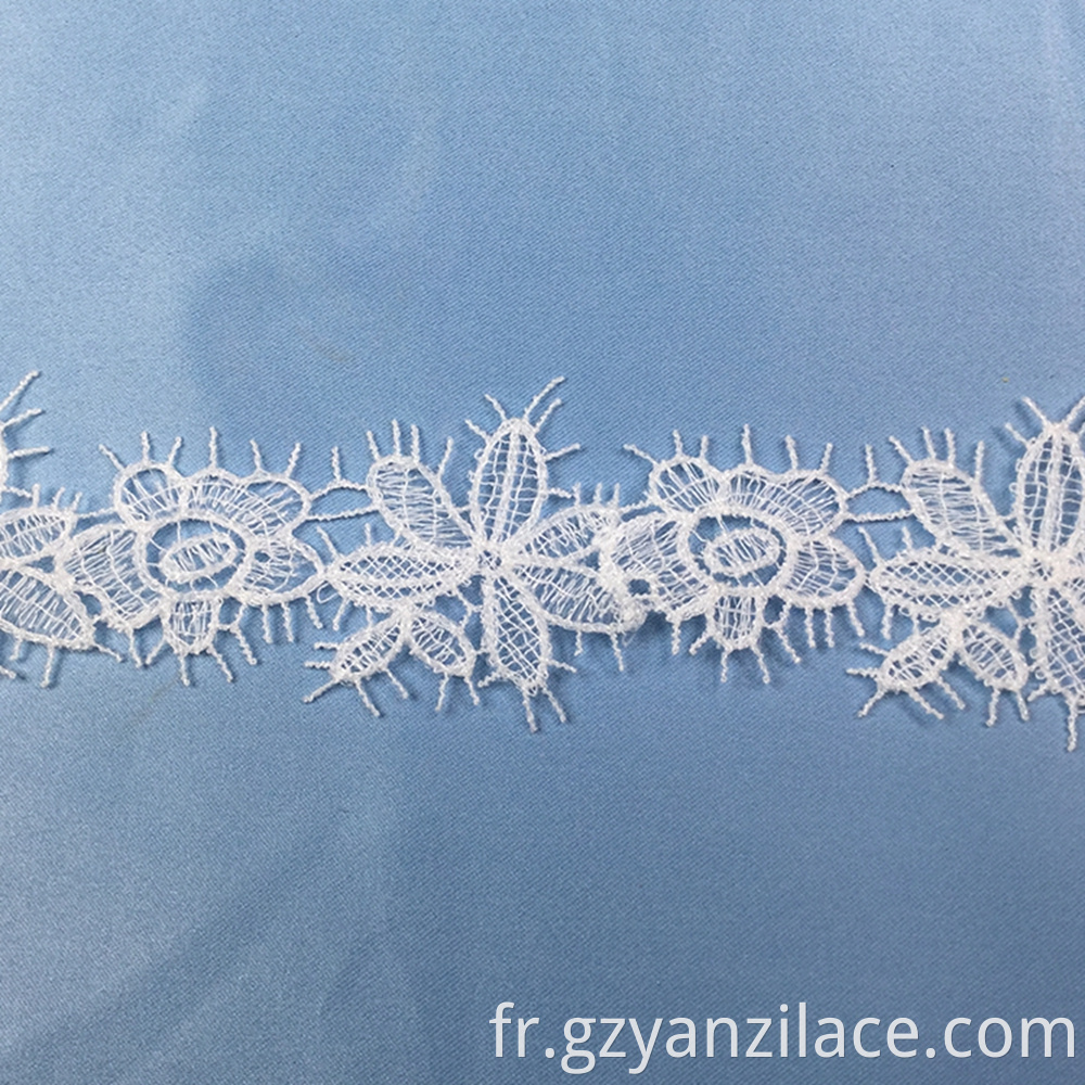 White Cluny Modern Lace Trim